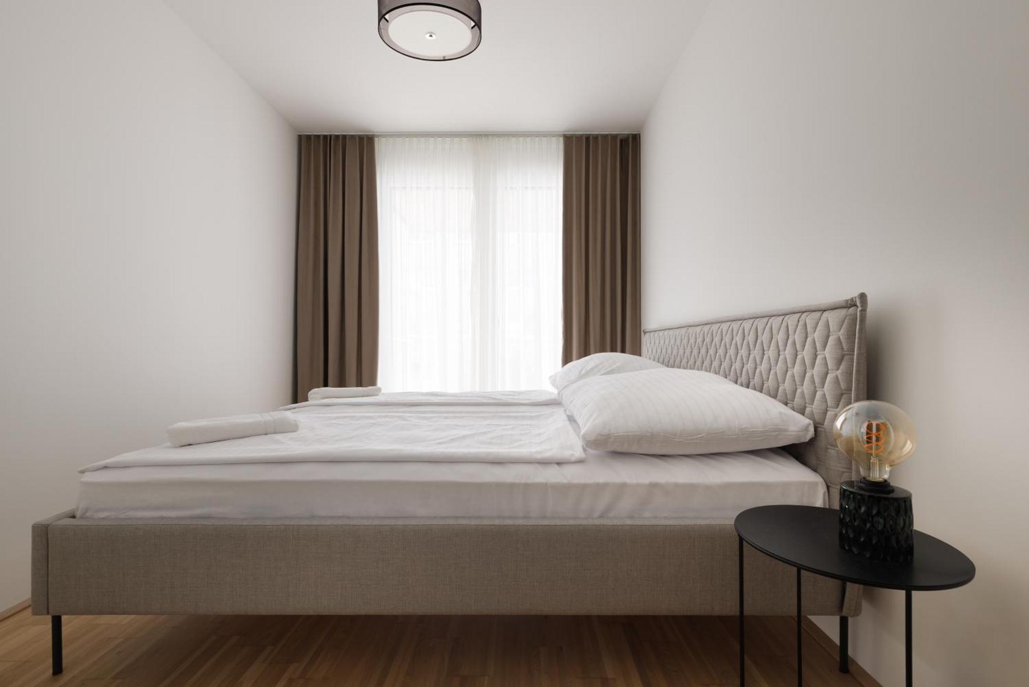 Coho City Apartments Mit Hauseigener Tiefgarage Viena Exterior foto